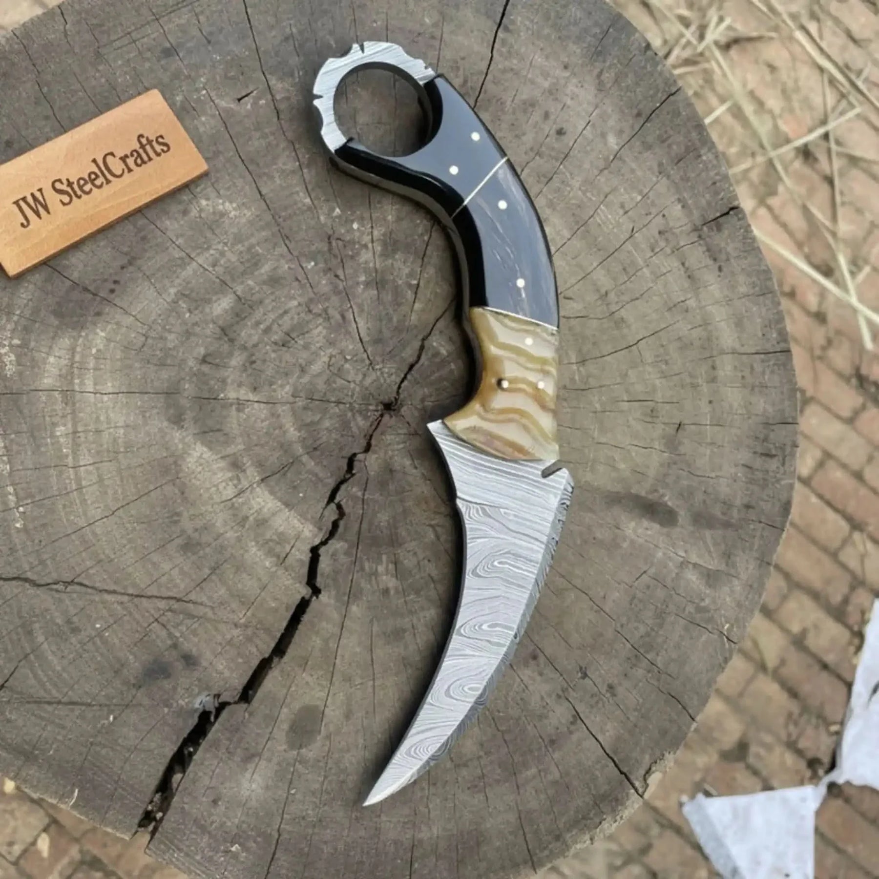 Karambit Style Recurve Knife Damascus Blade Finger Ring Hybrid Handle by JW SteelCrafts, Damascus knife detail photo 3