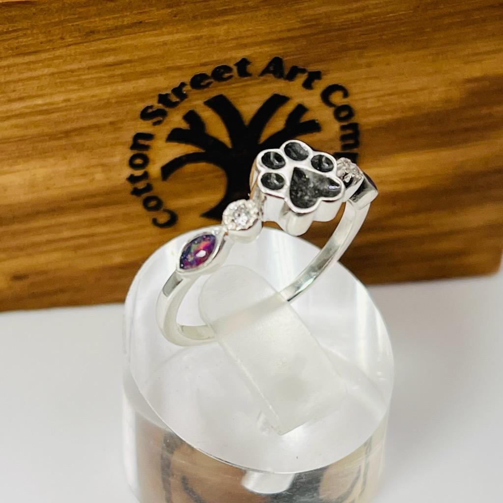 Paw Print Memorial Ring by Cotton Street Art Company, handmade jewelry detail photo 8