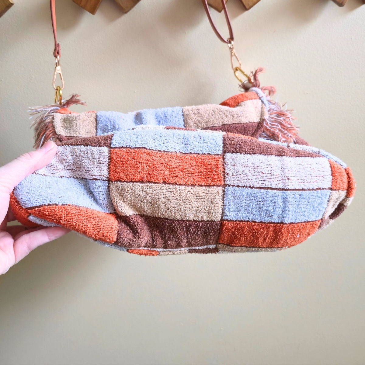 Upcycled Vintage Towel Crossbody Bag, Retro Messenger Bag, Adjustable Strap