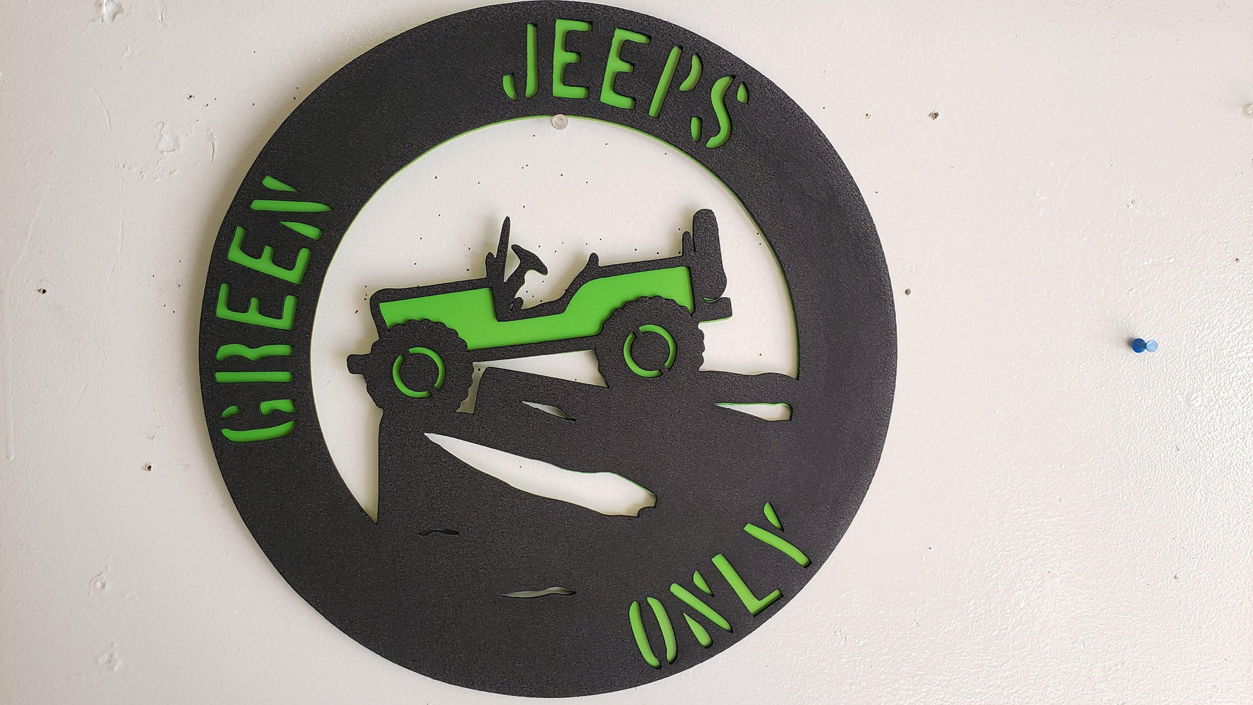Green Jeeps Only Metal Wall Art – Off-Road Jeep Sign for Garage, Man Cave, or Shop Decor