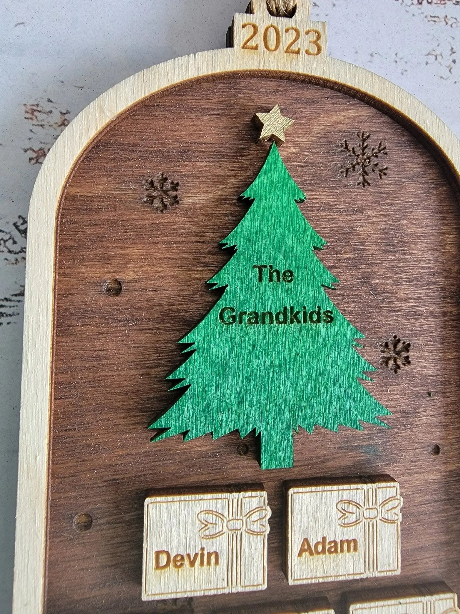 2025 Tree Family Christmas Ornamenet by EverLee Creations, ornament detail photo 5