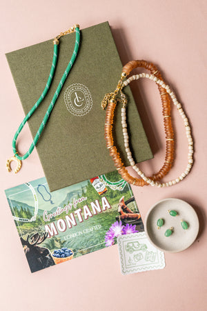 Paracord Charm Necklace detail view by London Crafted