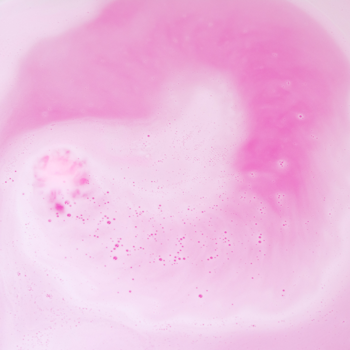 Temptress Bath Bomb by Sugar + Spruce