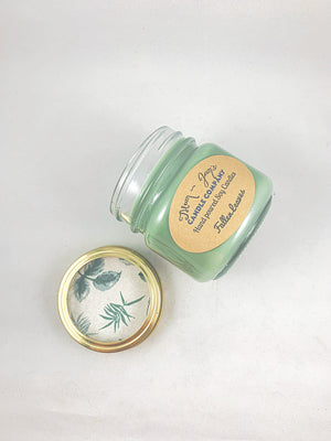 Fallen Leaves soy candle and wax melts by Mam Jam’s Candle Company, detail image 3