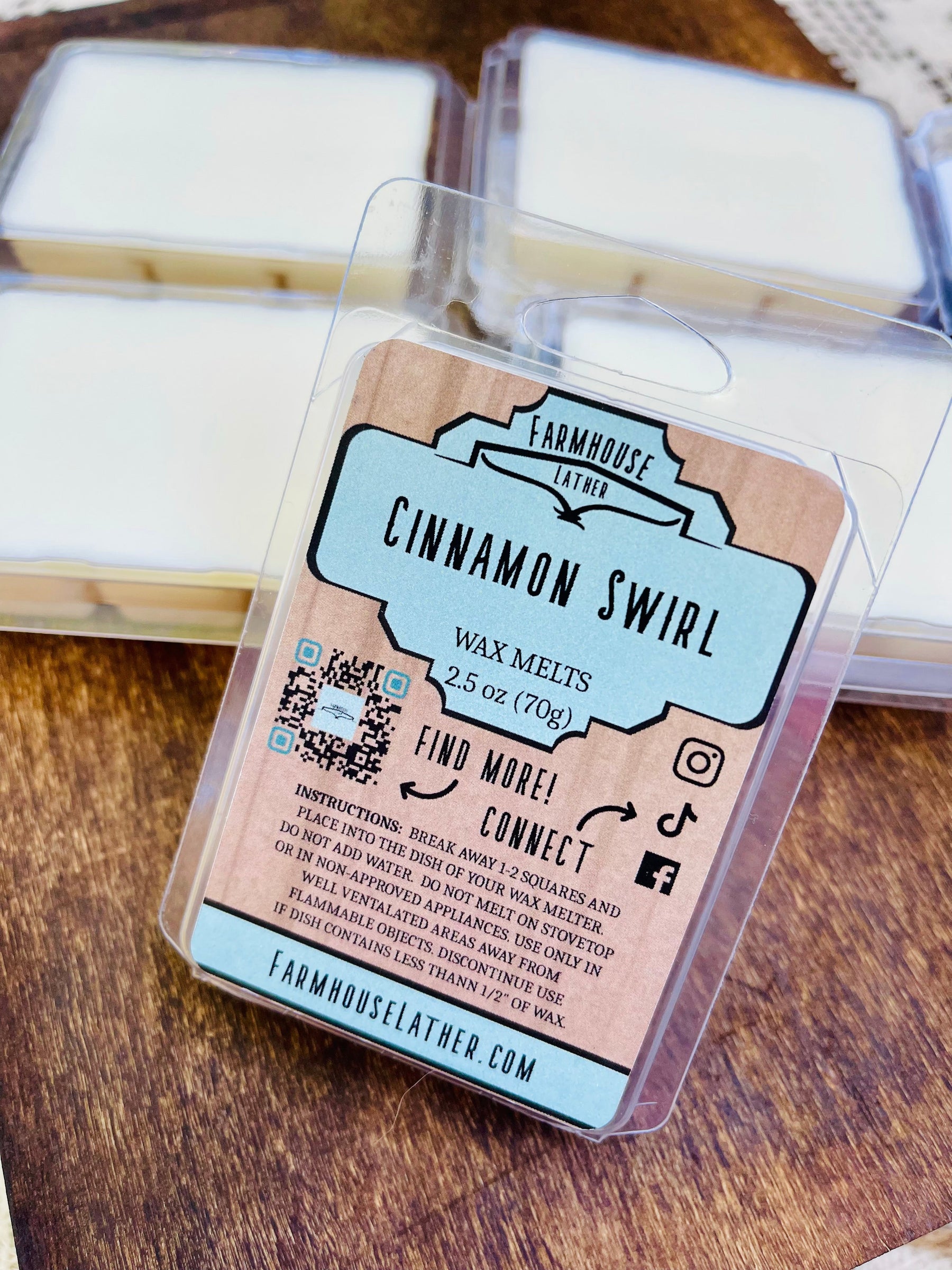 Farmhouse Lather Cinnamon Swirl Wax Melt Bar image 1 for Southern handmade bath and body gifts