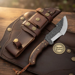 Rosewood Hammer Forged Gut Hook Tracker with Heavy Textured Blade
