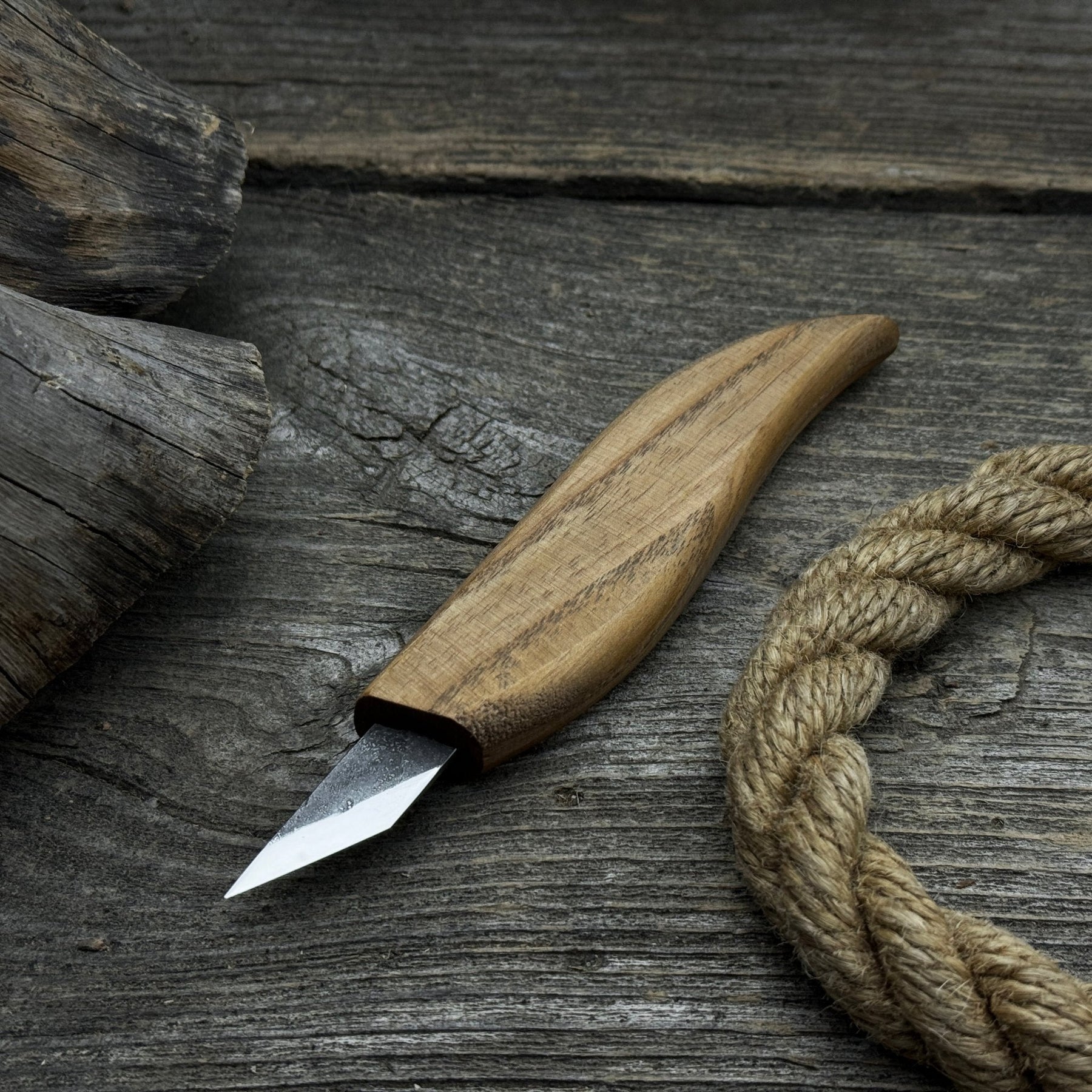 5-Piece Wood Carving Set – Whittling Knife & Gouges detail view by Sharky Forged Steel Tools