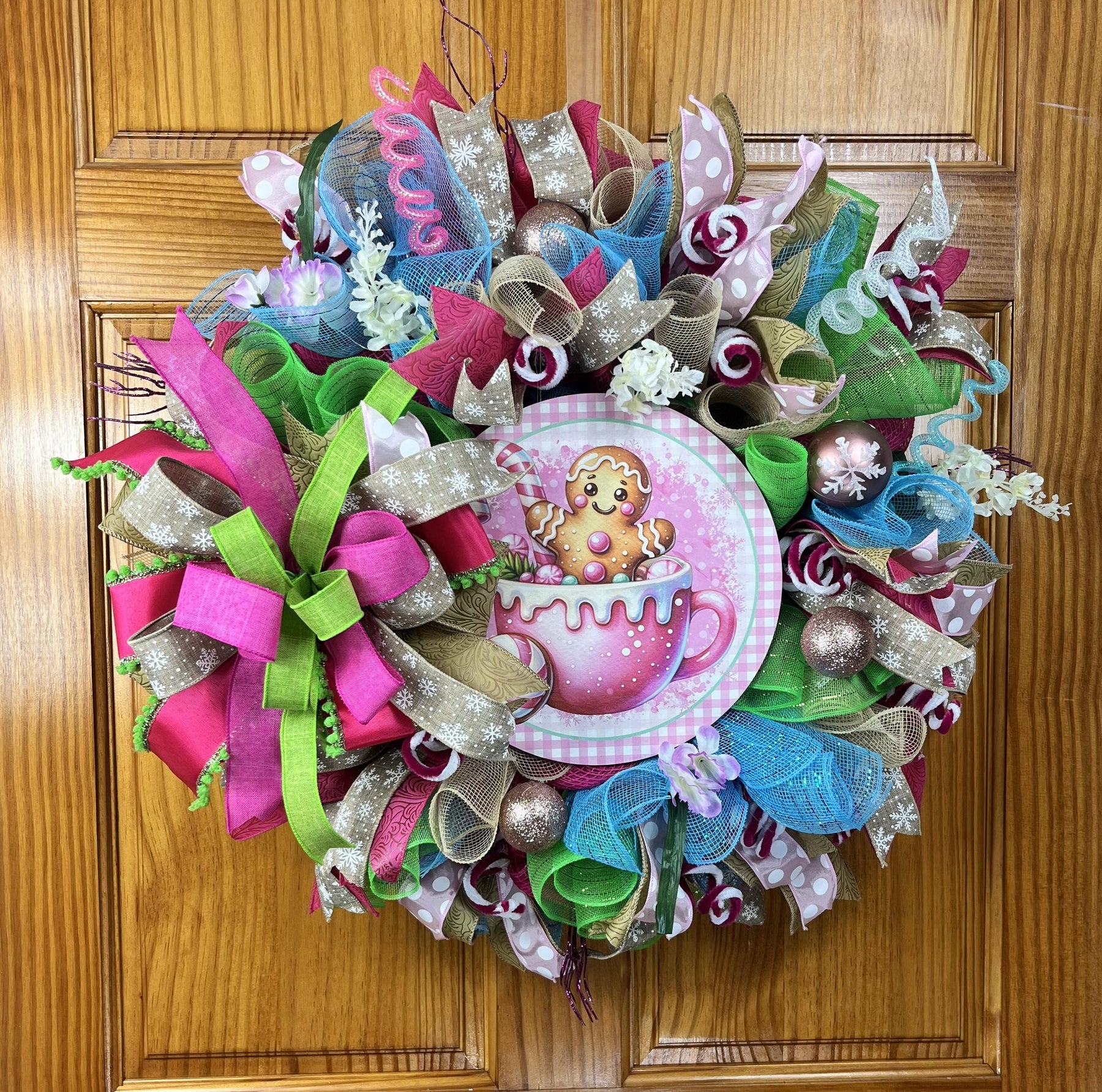 Pink Gingerbread Hot Cocoa Wreath | Christmas Door Decor by Bouge Creations, view 5