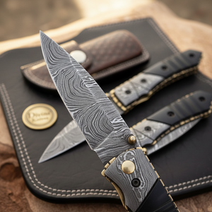 Buffalo Horn Damascus Drop Point Folder with Natural Horn Scales
