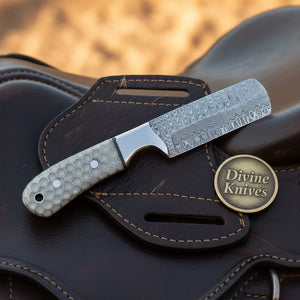 Honeycomb Handle Bull Cutter Knife for Ranch Work and Collecting