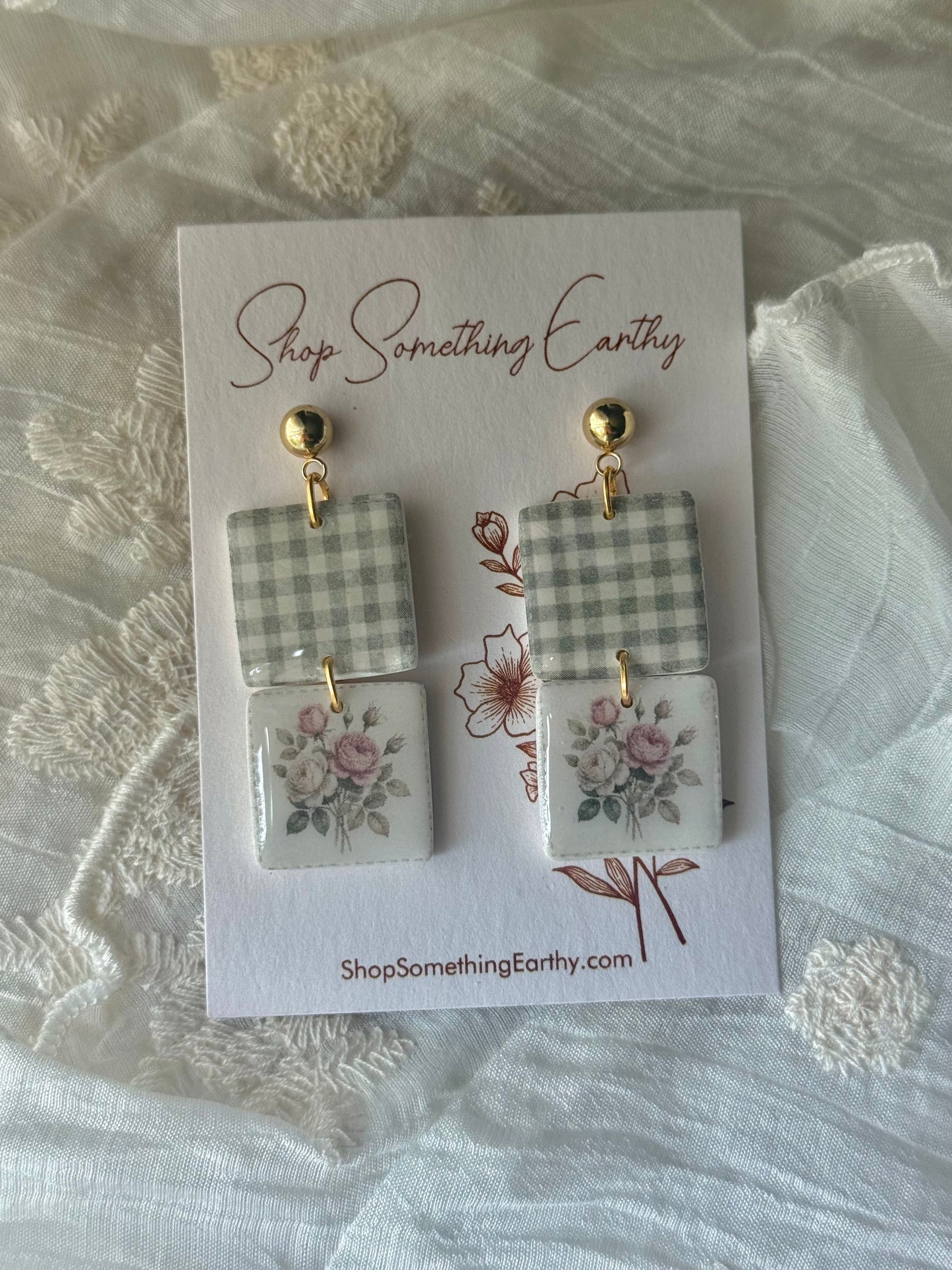 Gingham and Roses