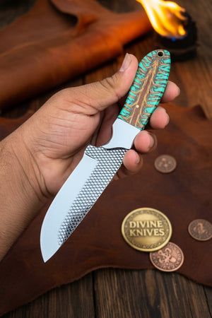 Emerald Pinecone Ranch Skinner Knife with Carved Wood Handle detail view by Divine Knives