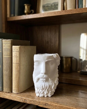 Aethelgard by Believe Candle, scented candle detail photo 4