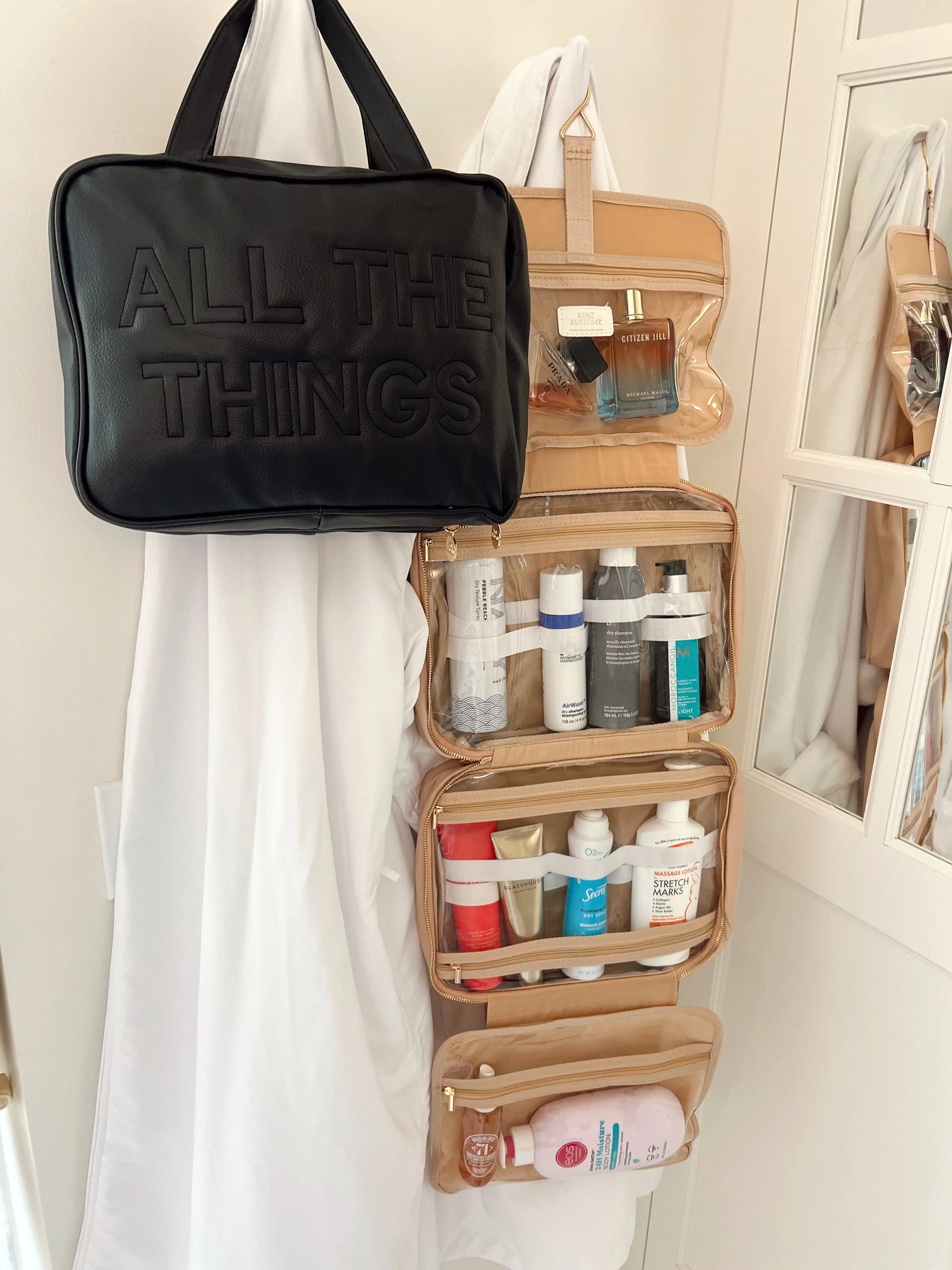 All The Things - Leather Hanging Bag by KenzKustomz, handmade leather goods detail photo 29