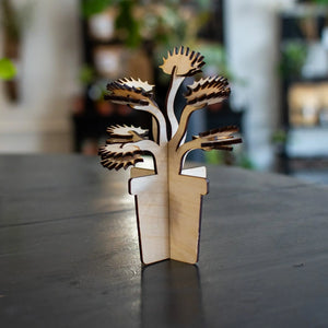 Build A Plant - Venus Fly Trap by Still Magnolia, pet accessory detail photo 2