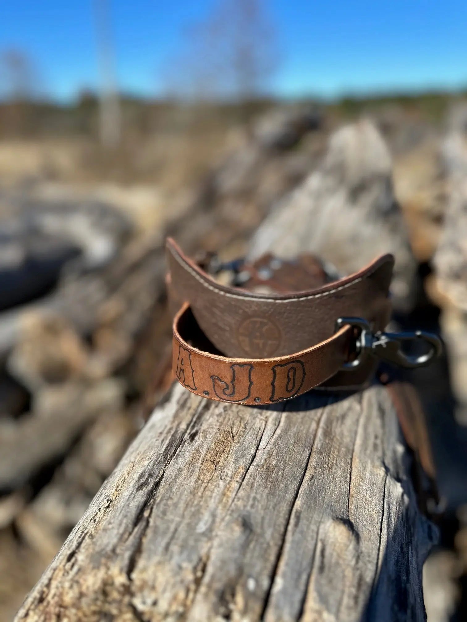 Custom Duck Lanyard by Kw Leatherworks, handmade leather goods detail photo 12