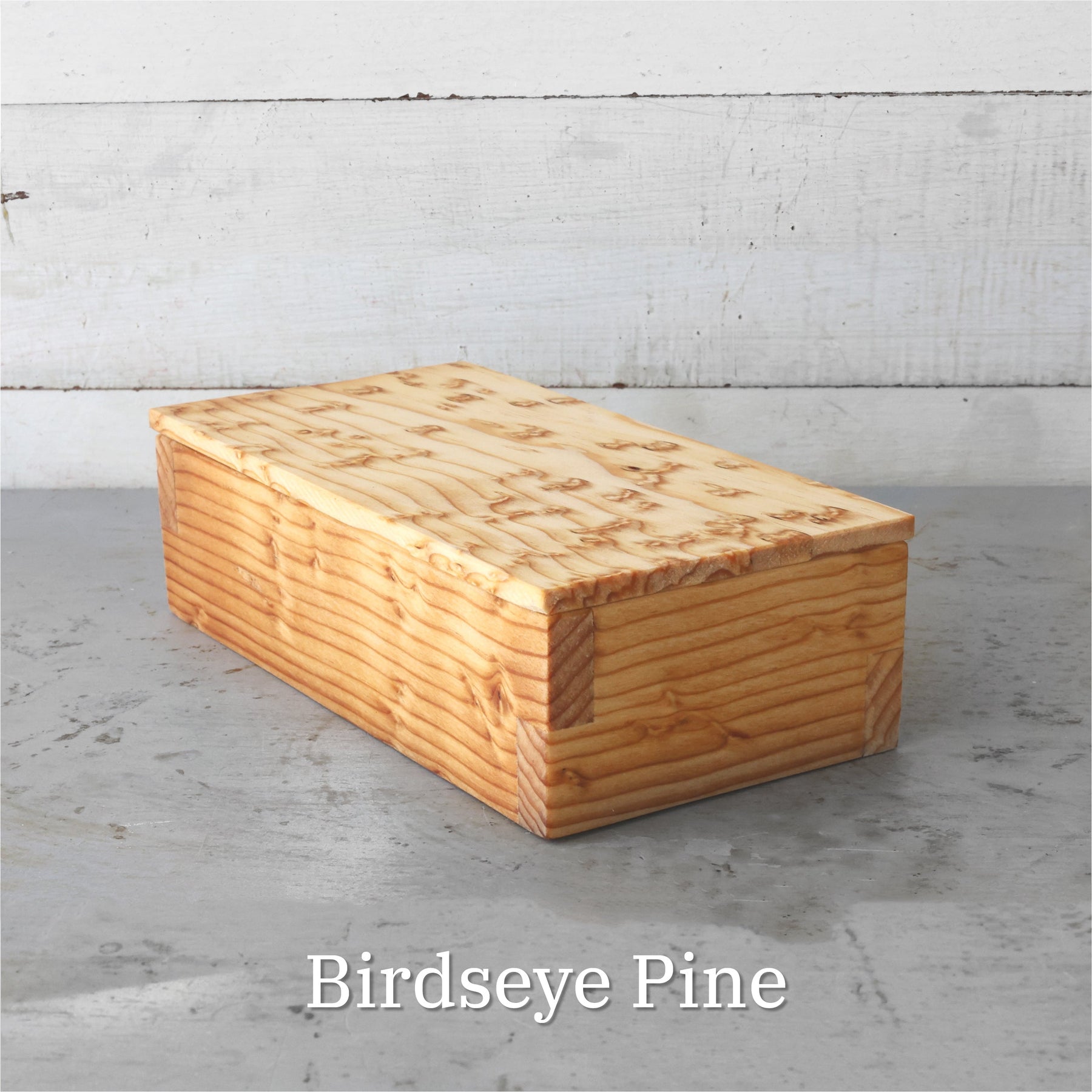 Handmade custom solid hardwood keepsake box by Dennehey Design Co. detail view 13