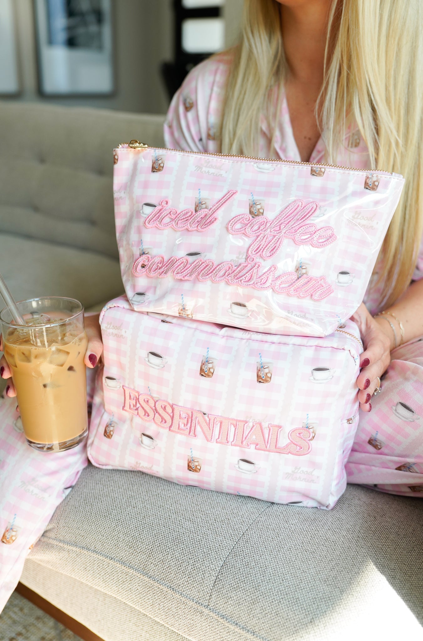 Essentials XL - Pink Coffee detail view by KenzKustomz