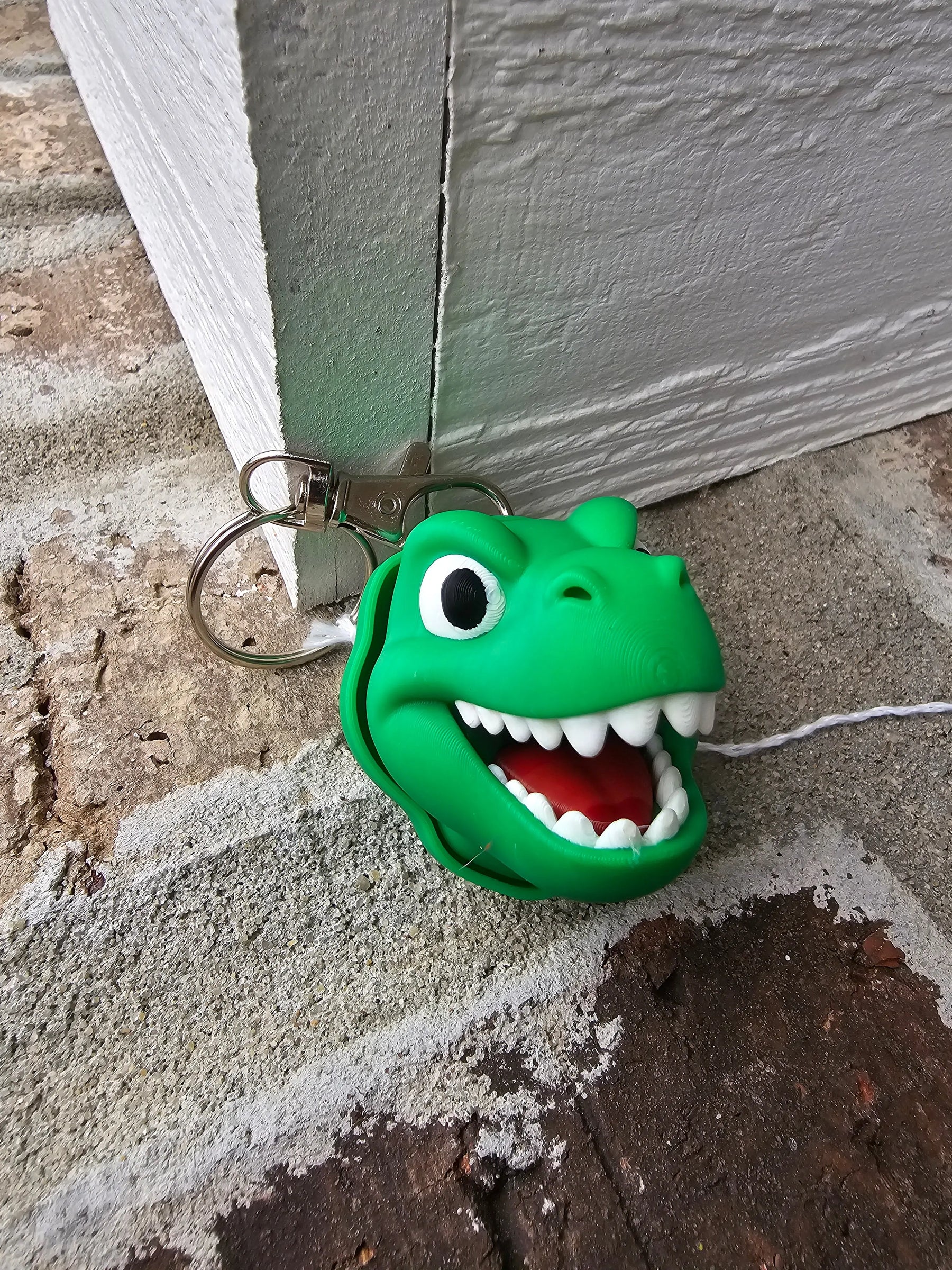 Dinosaur Head Clicker Keychain Wholesale – Bulk Packs by The Tween Space, 3D printed gift detail photo 4
