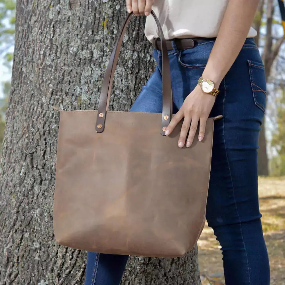 Eden MEDIUM Leather Tote Bag - Zippered by Mission Mercantile Leather Goods, handmade leather goods detail photo 2