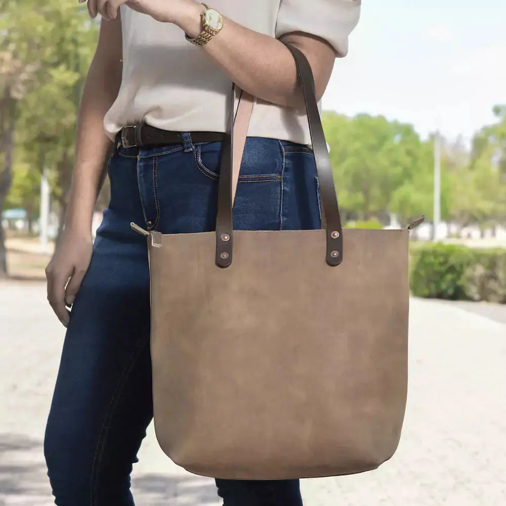 Eden SMALL Leather Tote Bag - Zippered by Mission Mercantile Leather Goods, handmade leather goods detail photo 24