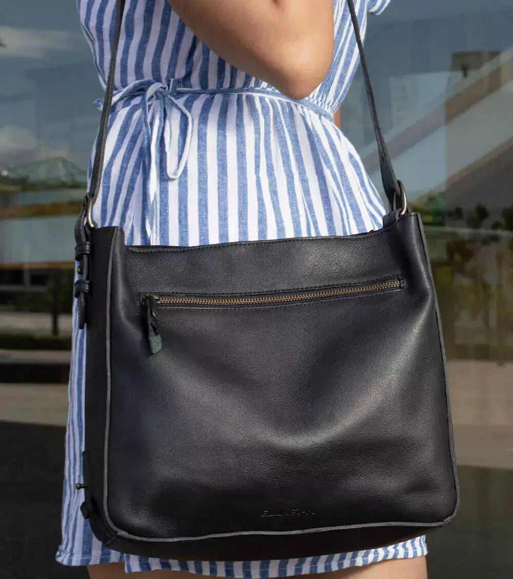 Ellington Leather Hobo by Mission Mercantile Leather Goods, handmade leather goods detail photo 13