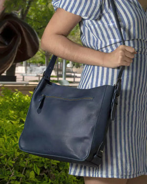 Ellington Leather Hobo by Mission Mercantile Leather Goods, handmade leather goods detail photo 23