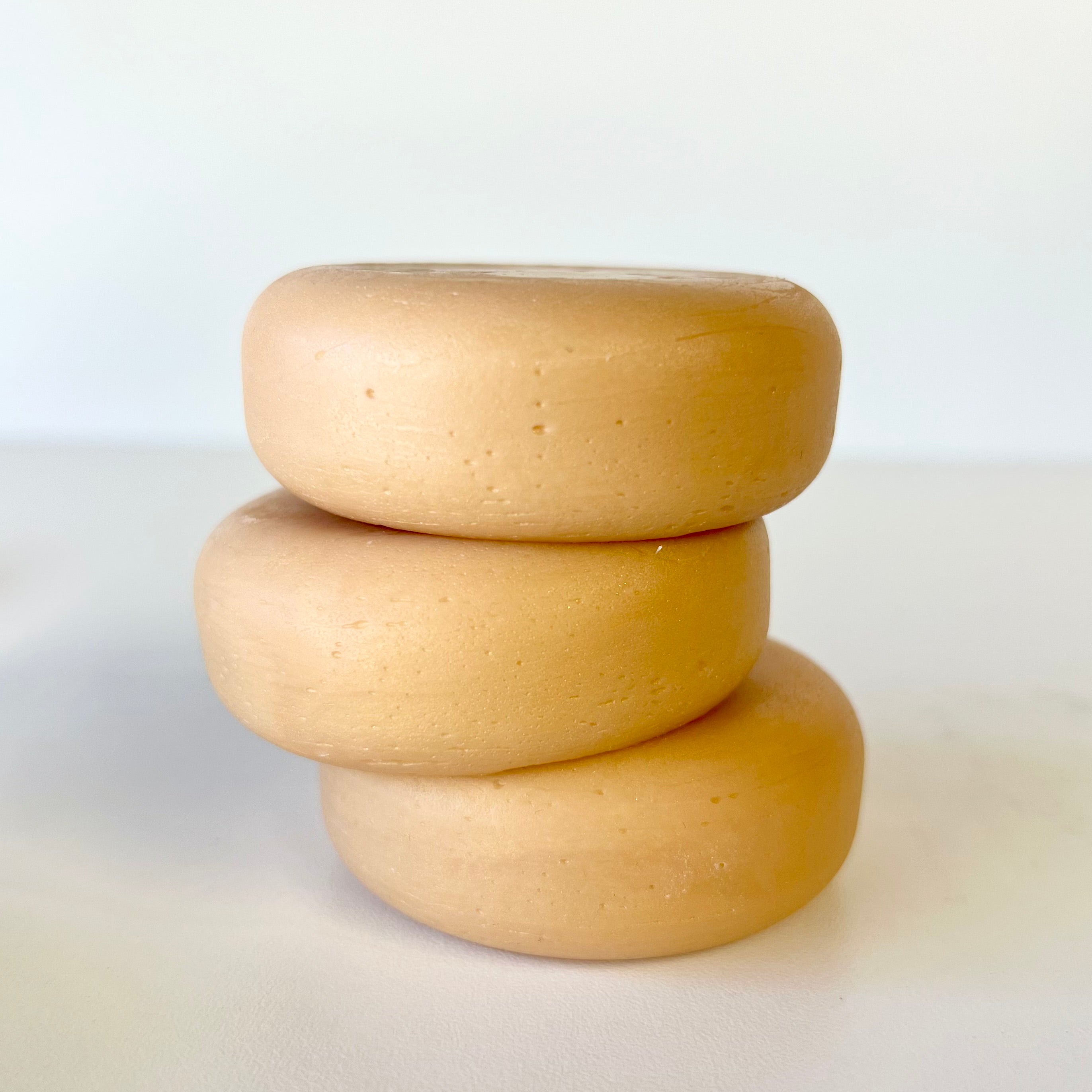 Oatmeal Milk & Honey Conditioner Bar detail view by Farmhouse Lather