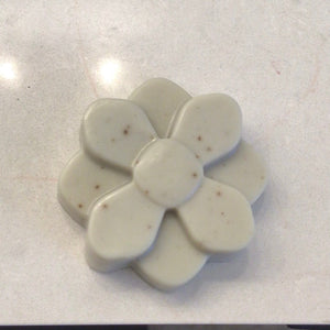 Handcrafted Soaps by SynEb French Green Clay Facial Bar - The Clay Collection by Handcrafted Soaps by Syn Eb, natural skincare detail photo 5