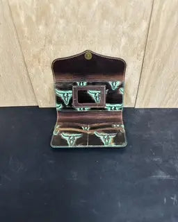 Female Wallets by Kw Leatherworks, handmade leather goods detail photo 11