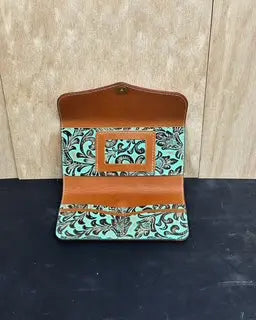 Female Wallets by Kw Leatherworks, handmade leather goods detail photo 14