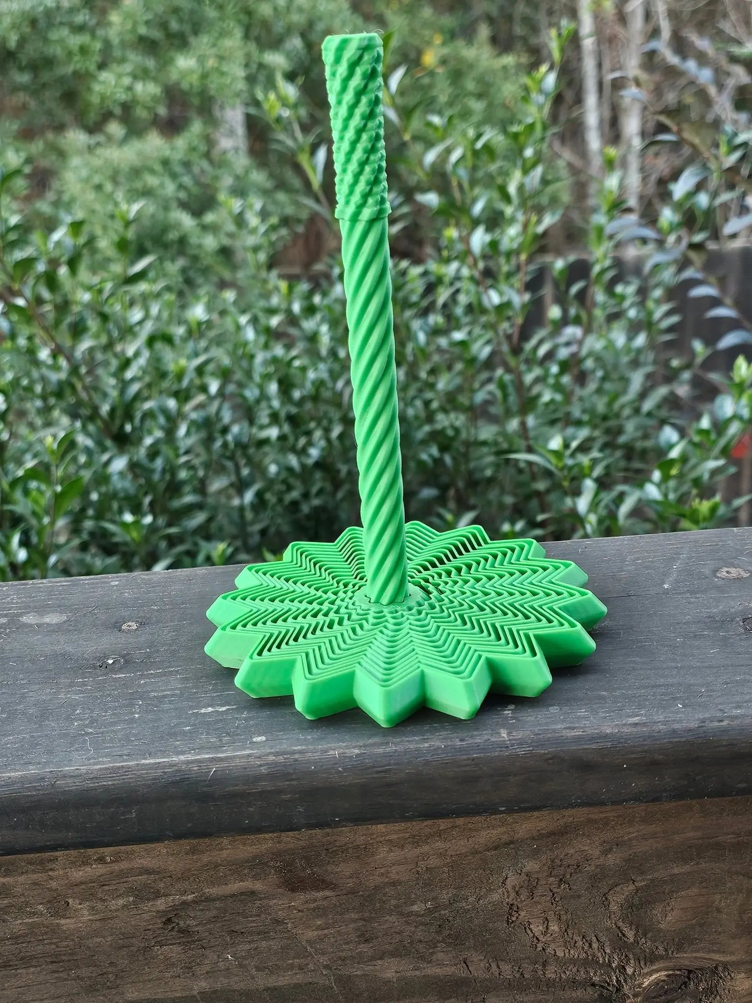 Dhalia Twisting Star: Wholesale Starter Sets by The Tween Space, 3D printed toy main product photo