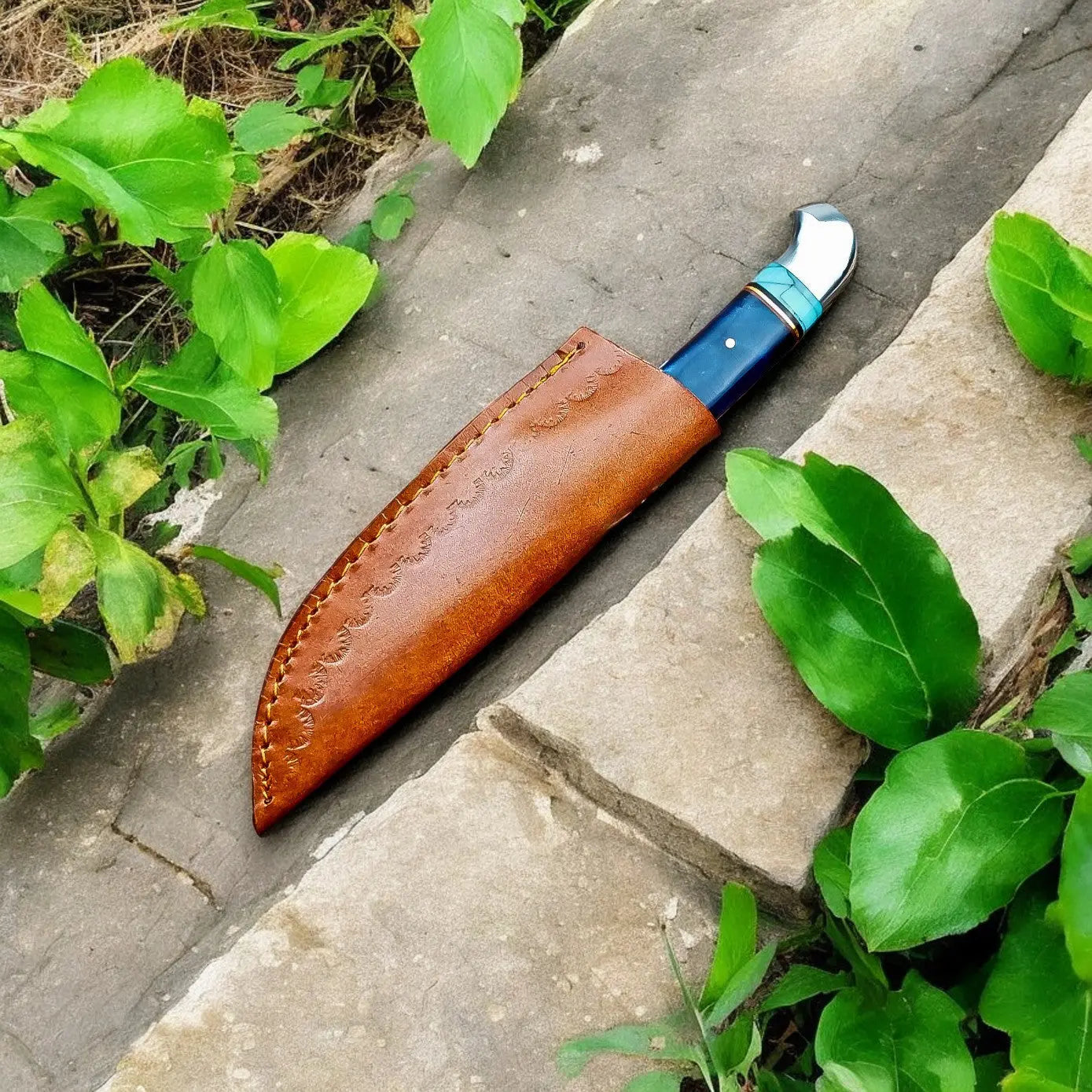 Handmade Damascus Hunting Knife – Epoxy Resin Handle by Damascus Knife Store, Damascus knife detail photo 4