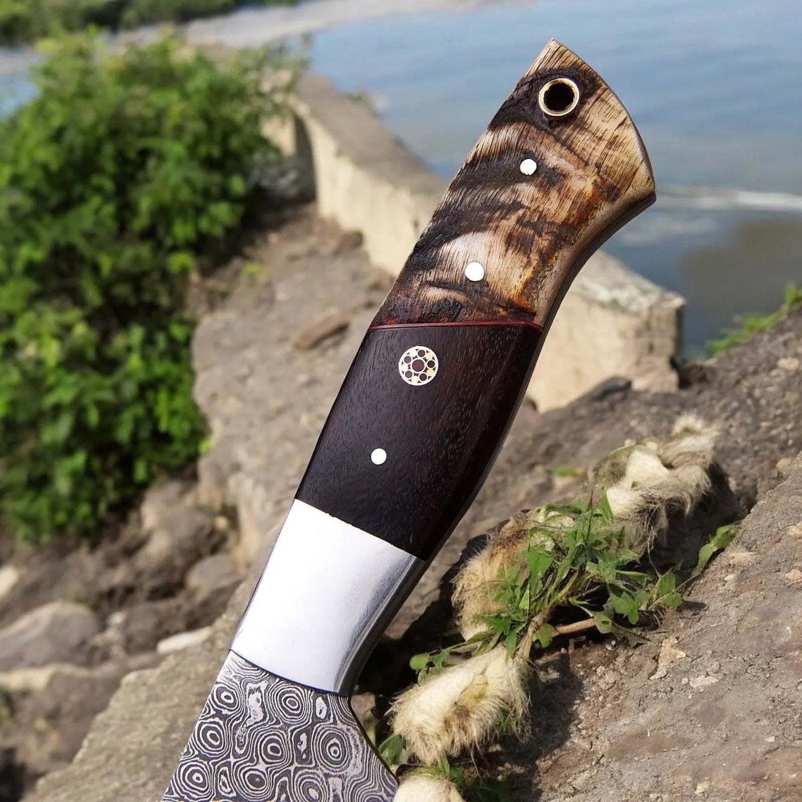 Handmade Damascus Hunting Knife | Sheep Horn & Rosewood by Damascus Knife Store, Damascus knife detail photo 4