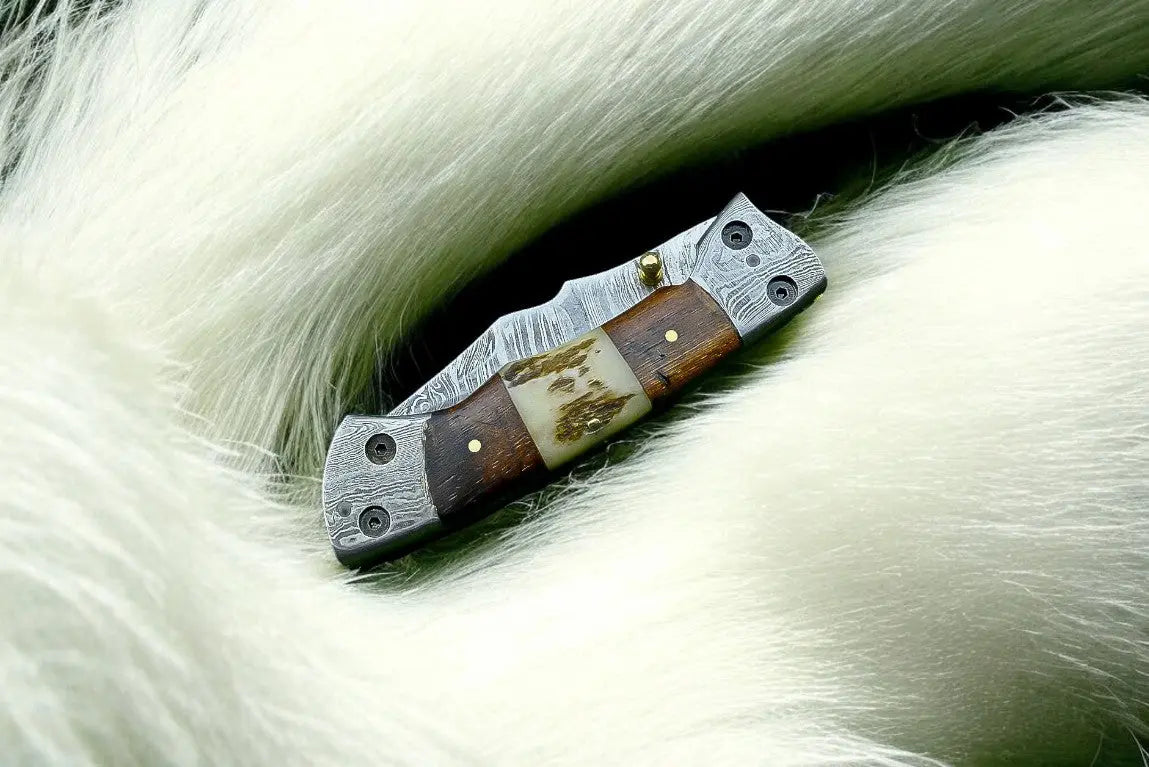Handmade Damascus Pocket Knife – Rosewood & Antler Horn by Damascus Knife Store, Damascus knife detail photo 3