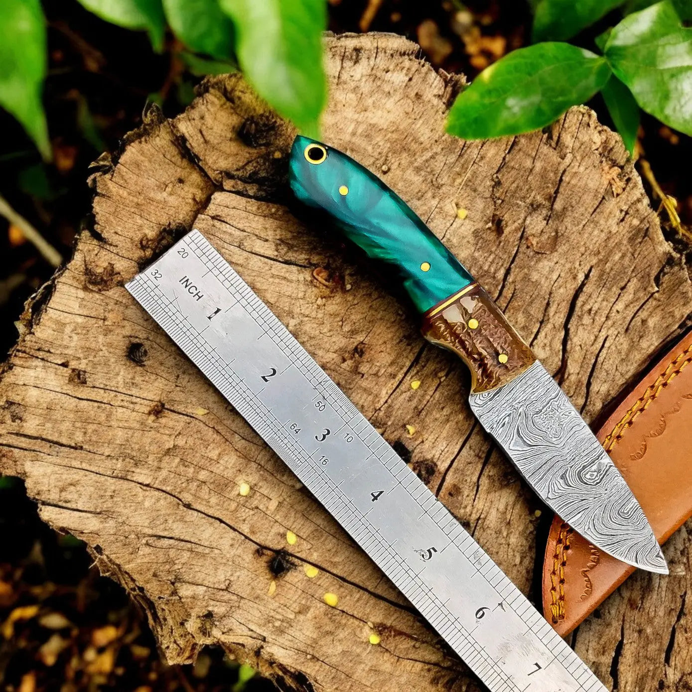 Handmade Damascus Steel Skinning Knife with Antler Horn Handle by Damascus Knife Store, Damascus knife detail photo 3
