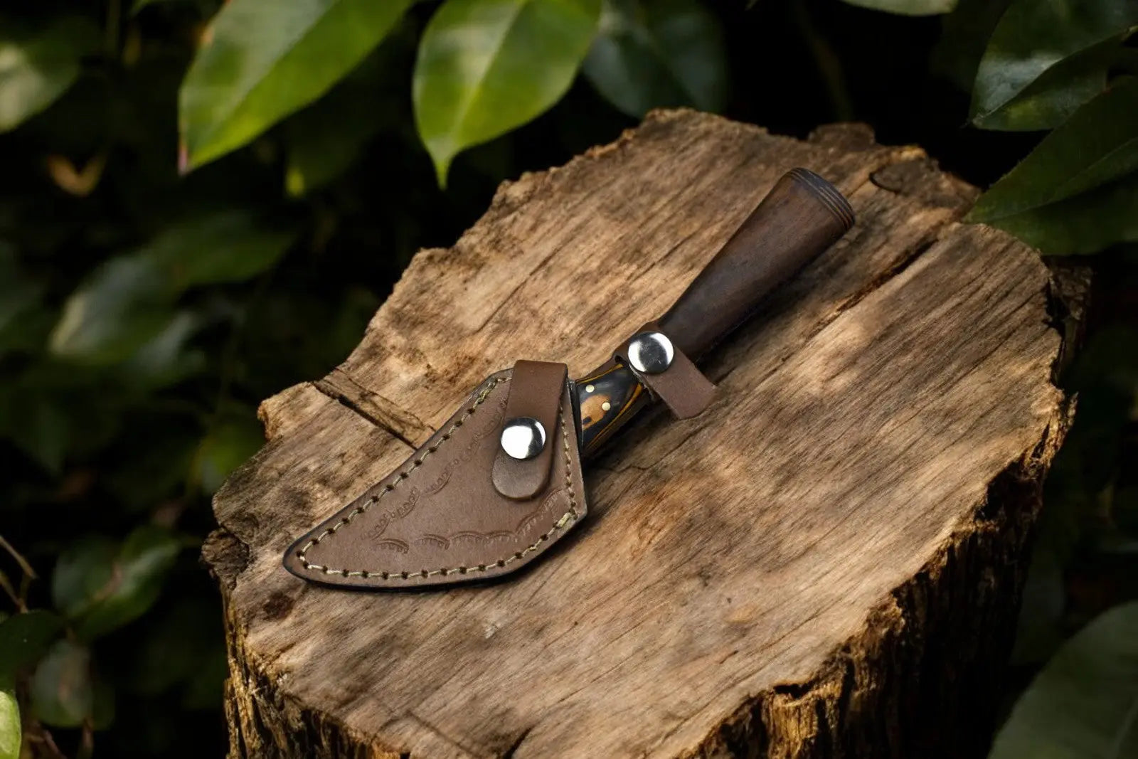 Handmade Damascus Steel Skinning Knife with Rosewood Handle by Damascus Knife Store, Damascus knife detail photo 3