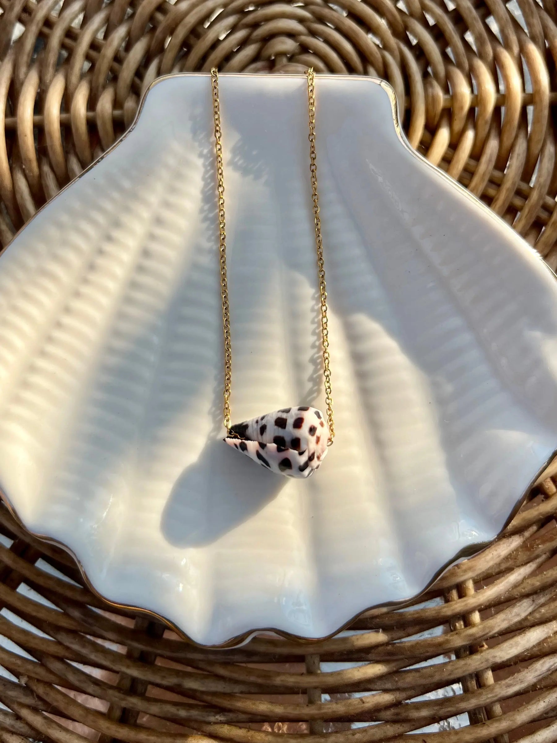 Hebrew Cone Shell Necklace by HALT, handmade jewelry main product photo
