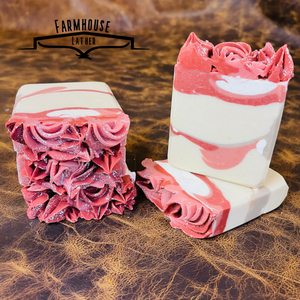 Farmhouse Lather Peony Acres goat milk soap image 3