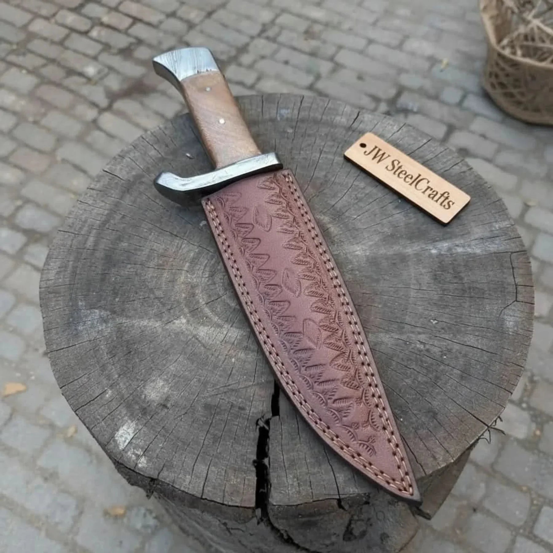 14-Inch Damascus Frontier Bowie Knife — 9-Inch Blade, Lace Wood Coffin Handle, Steel Guard & Tooled Leather Sheath detail