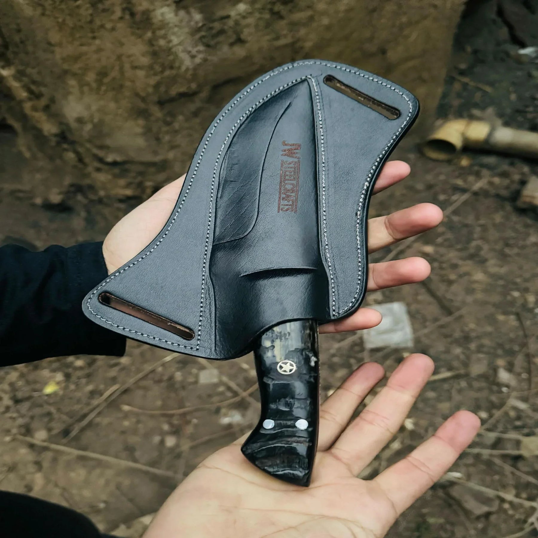 Fixed Blade Hunting Knife – Walnut Wood / Ram Horn Handle Options detail view by JW SteelCrafts