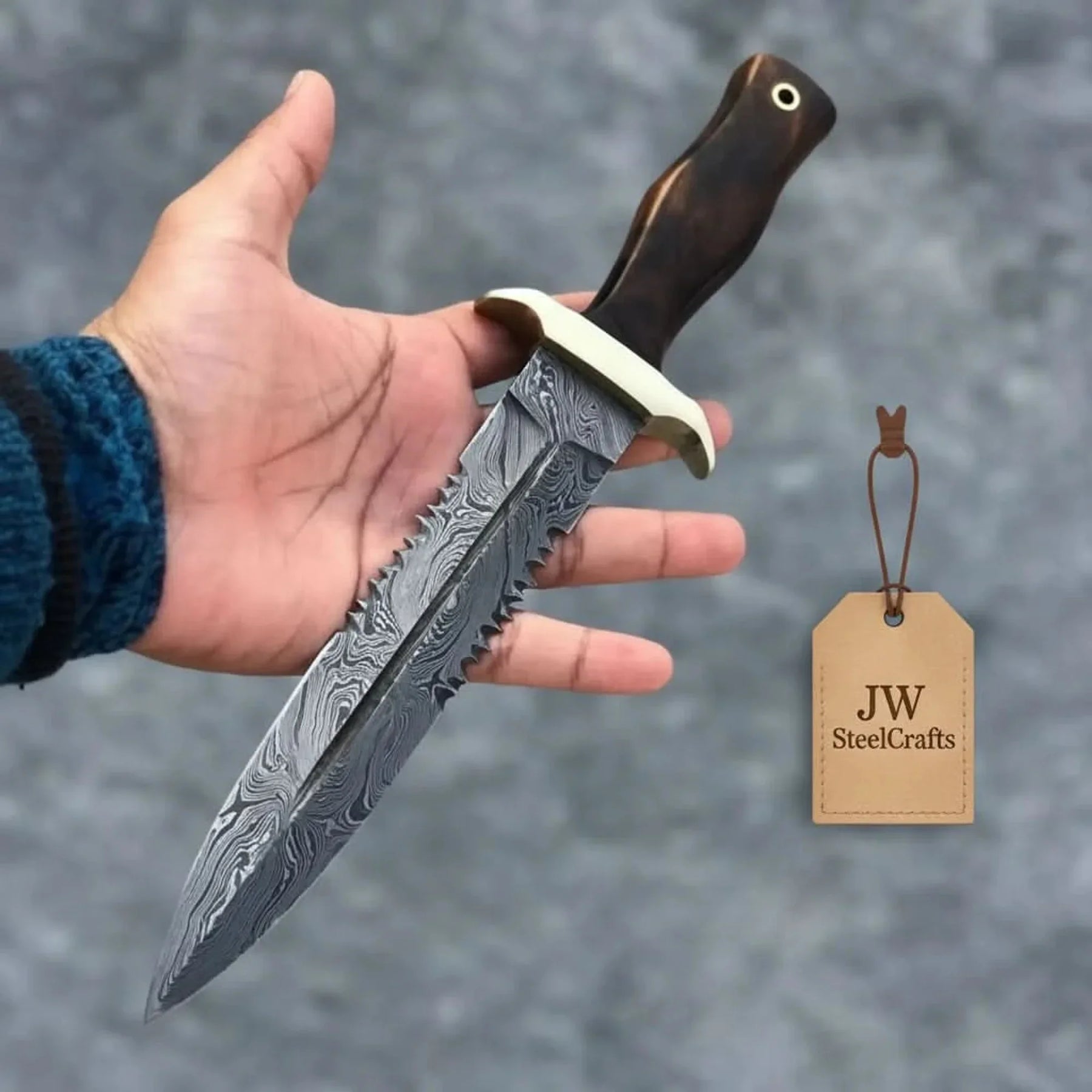 Hammer forged Damascus Dagger Knife with 8” Double Edge Serrated Blade, Sawback Spine, Brass Guard, Rosewood Handle (Full