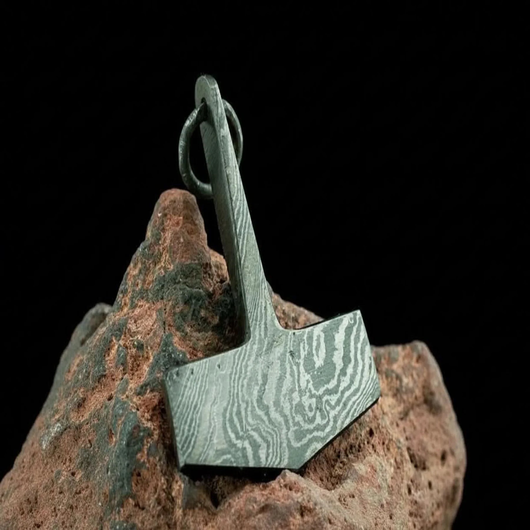 Damascus thor's hammer Pendant with Wood Grain Steel by JW SteelCrafts