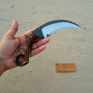 Custom Handmade Karambit knife/fighting knife detail view by JW SteelCrafts