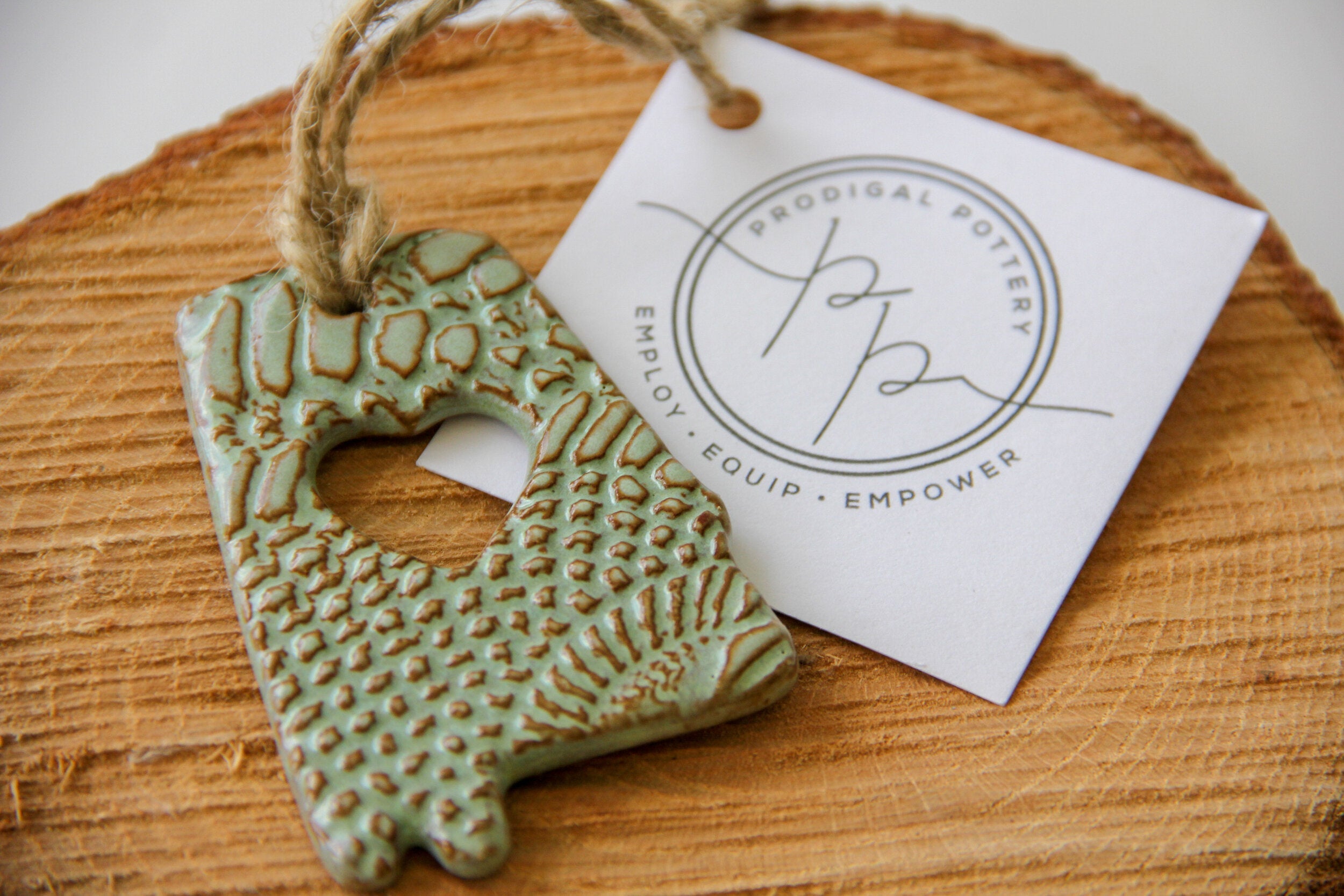 Prodigal Pottery Heart of Dixie Alabama Ornament — product view 2
