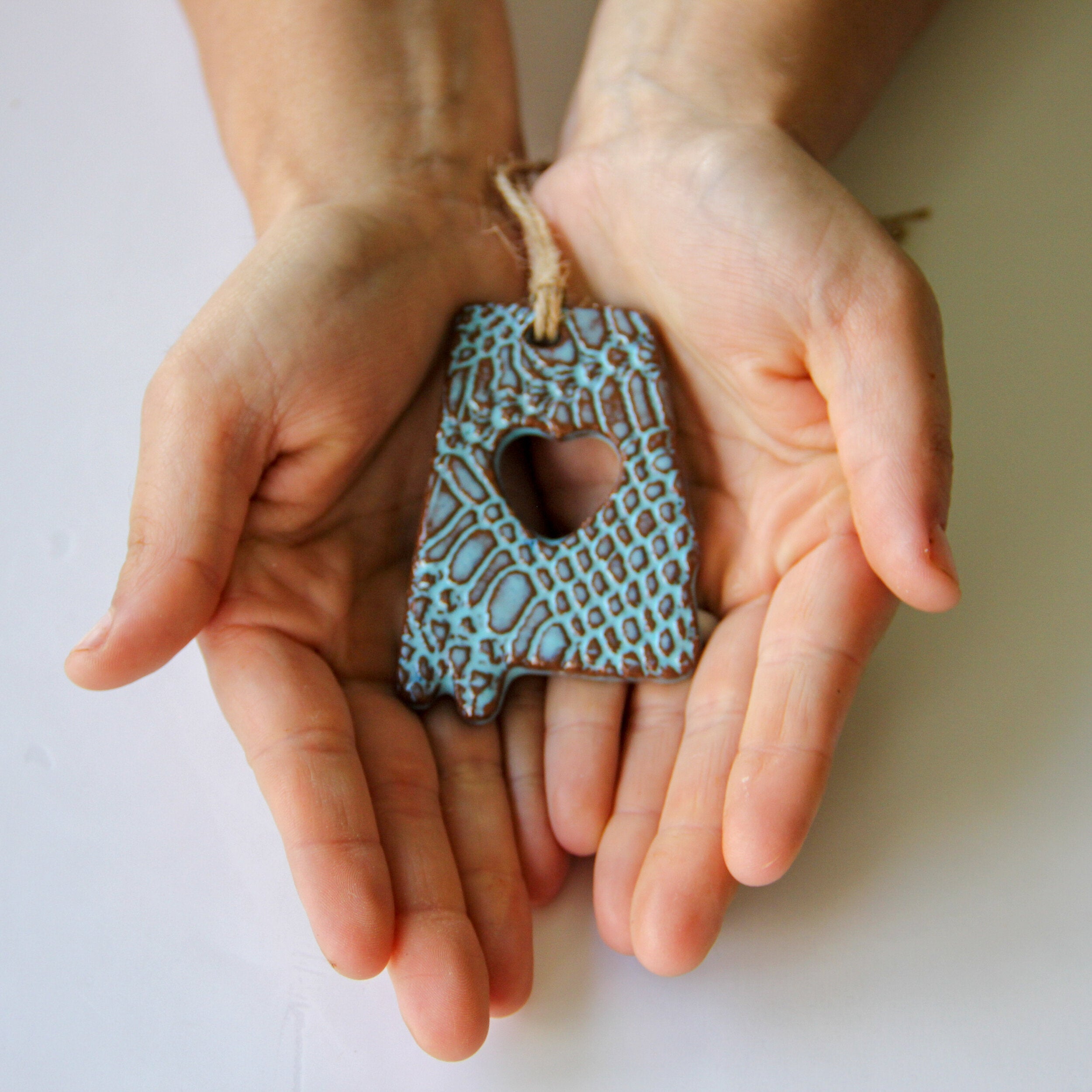 Prodigal Pottery Heart of Dixie Alabama Ornament — product view 1