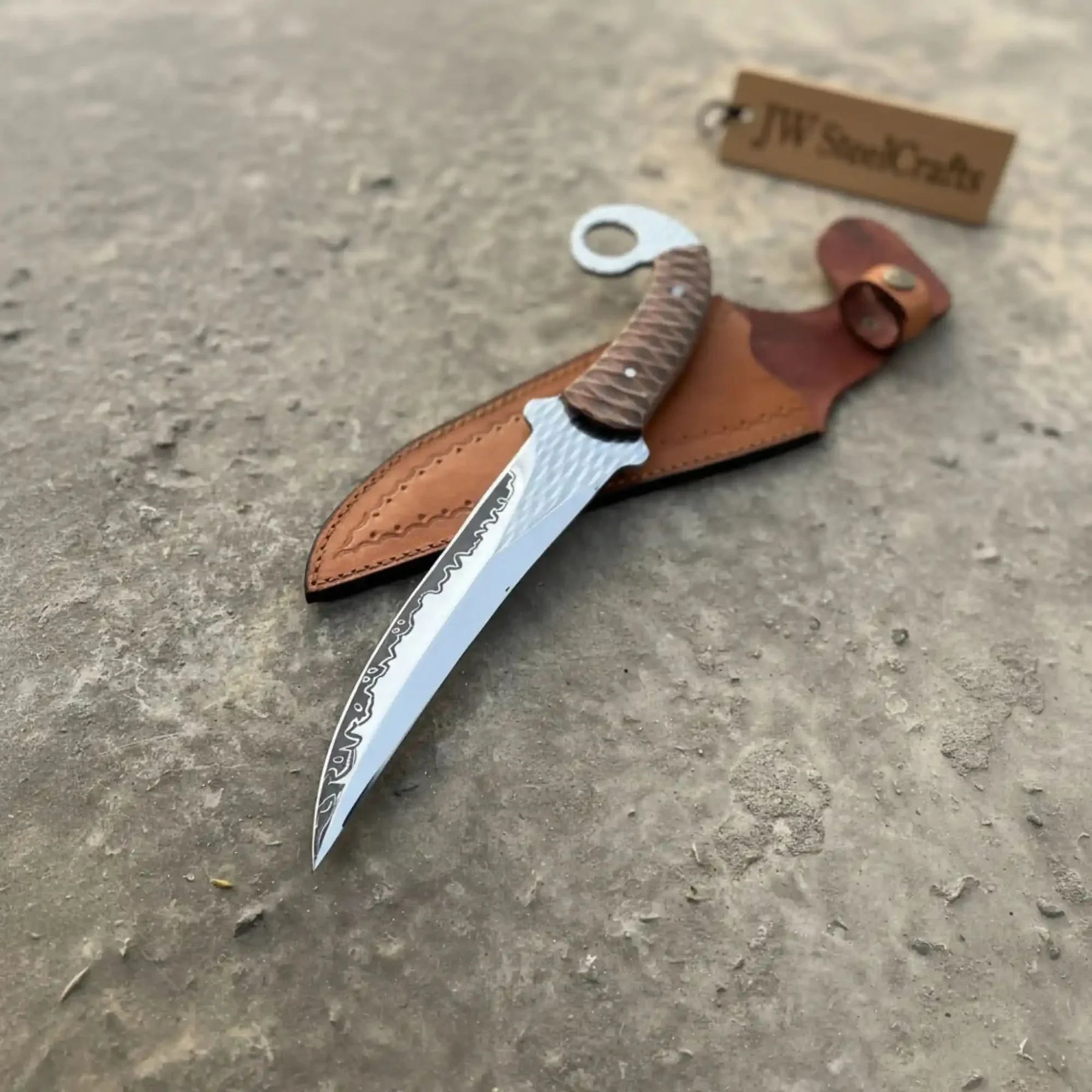 Indonesian Karambit Knife Recurve Blade acid etched Outdoor Utility by JW SteelCrafts, Damascus knife detail photo 3