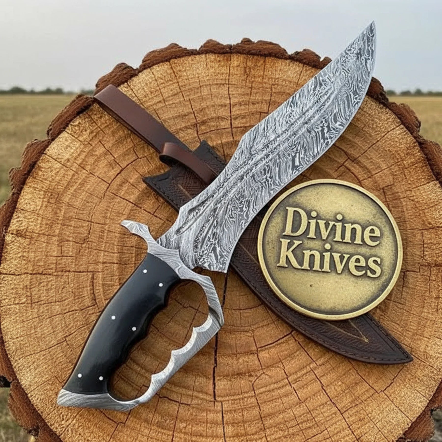 Damascus Bowie Knife with Ram Horn Handle – Handcrafted Collectible Display Piece by Divine Knives