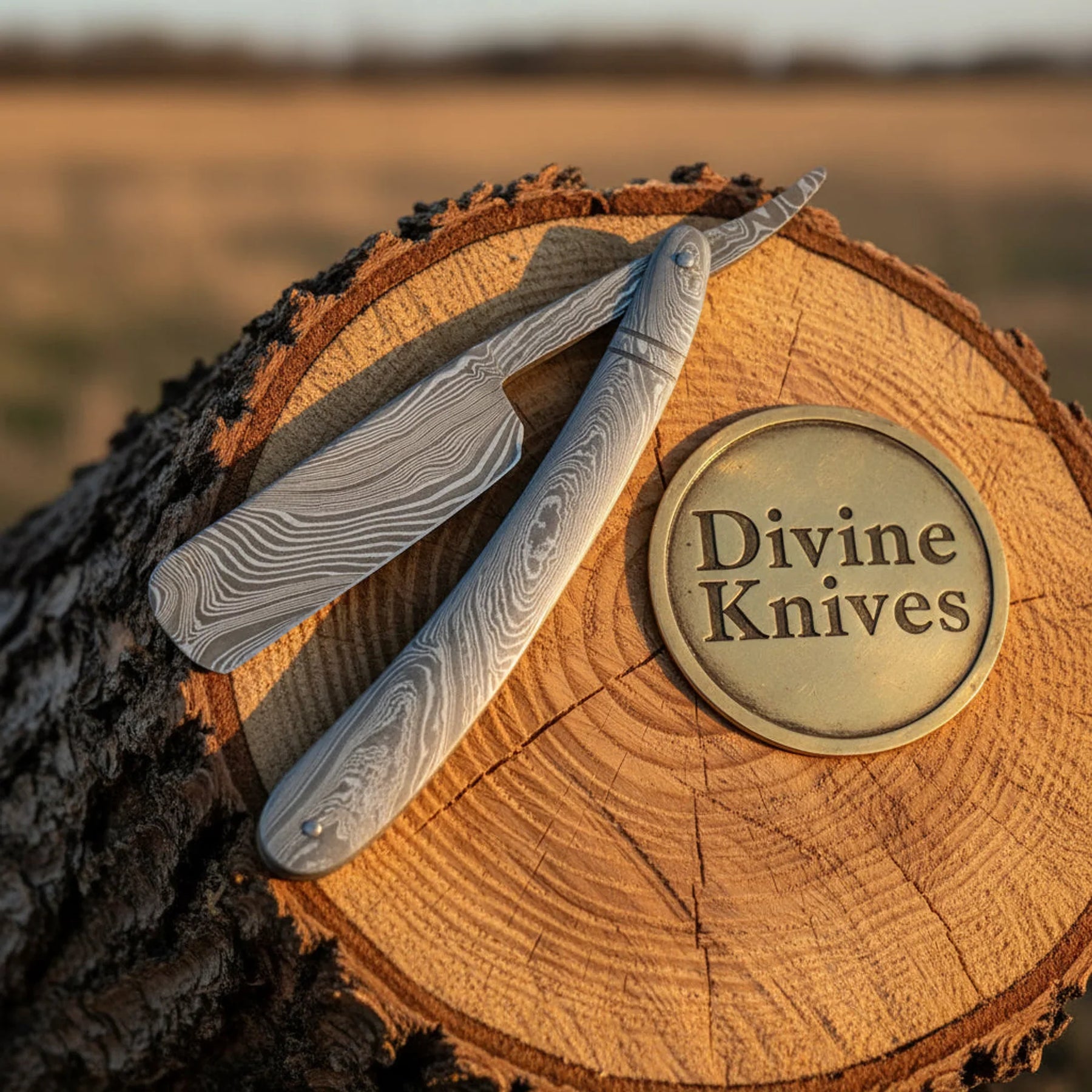 Minimalist All-Steel Damascus Straight Razor – Handcrafted Cut-Throat Razor (4–5 Inch) by Divine Knives