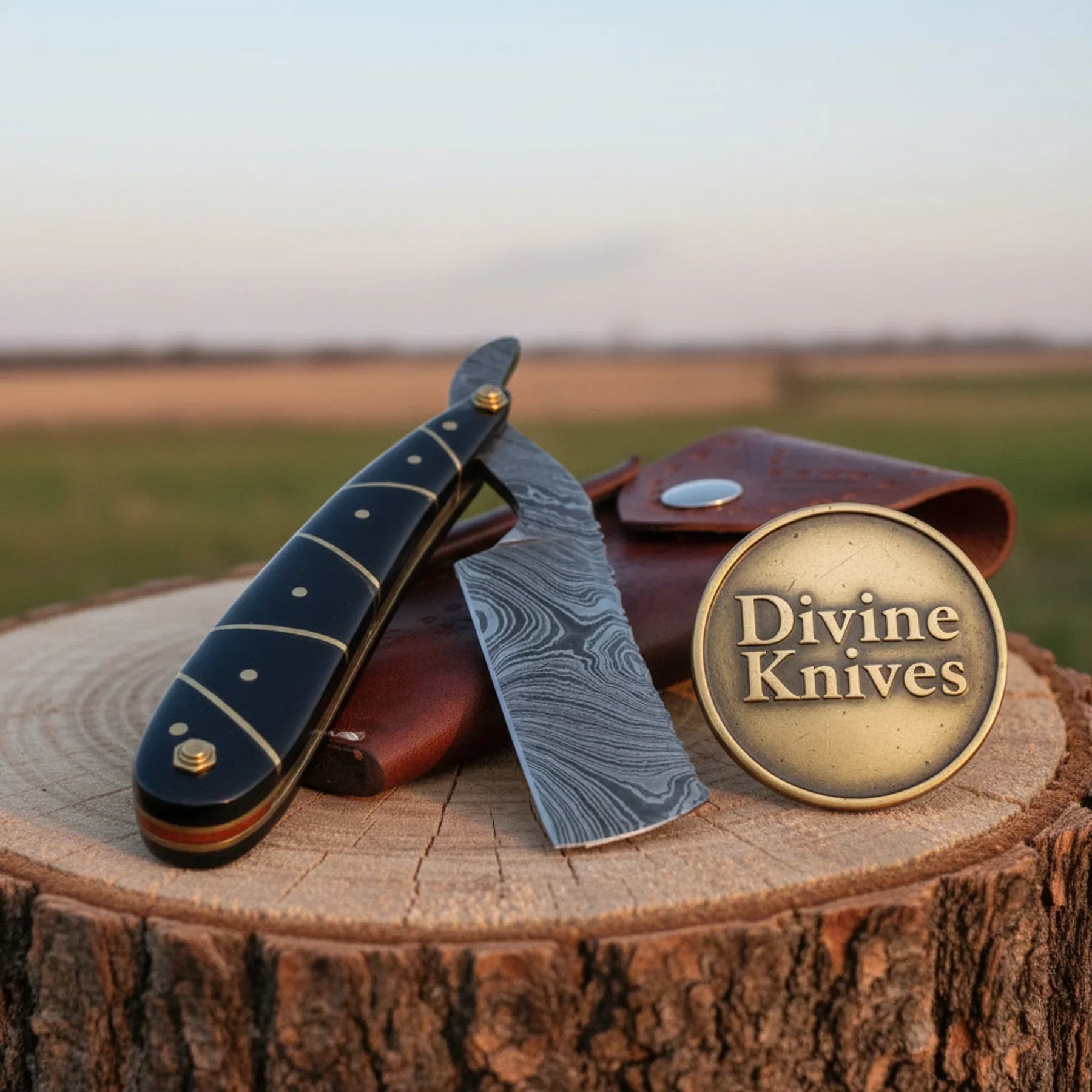 Black Resin & Brass Spacer Damascus Straight Razor – Handcrafted Cut-Throat Razor (4–5 Inch) by Divine Knives